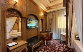 اتاق دو تخته هانی مون(اقامت صبحانه)